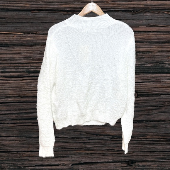 Miracle White Boxy Ribbed Sweatshirt - Picture 2 of 5